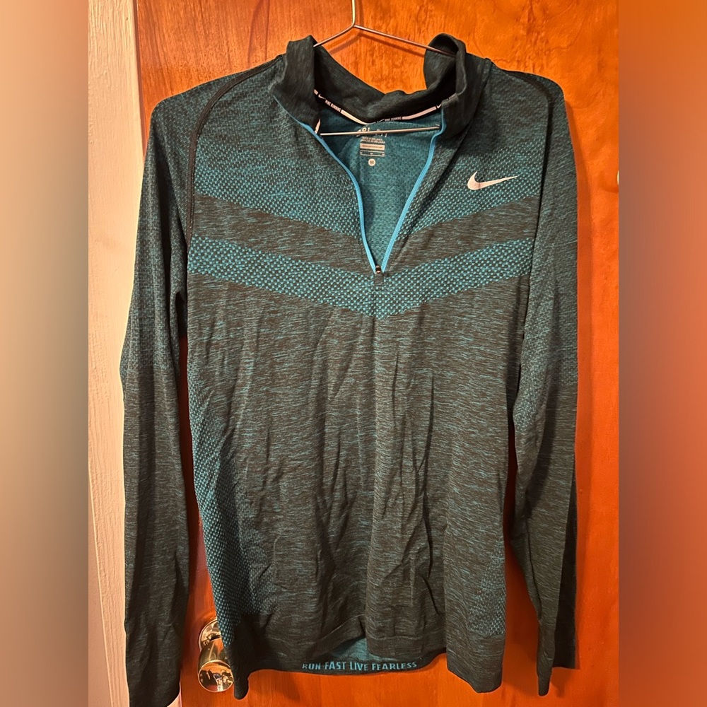 Men’s Nike dry-fit quarter zip long sleeve